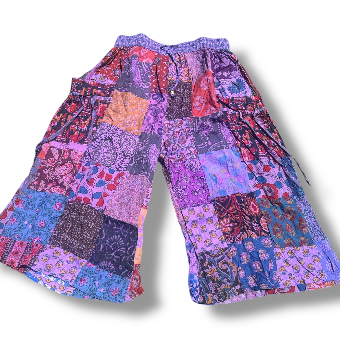 Long patchwork shorts with pockets